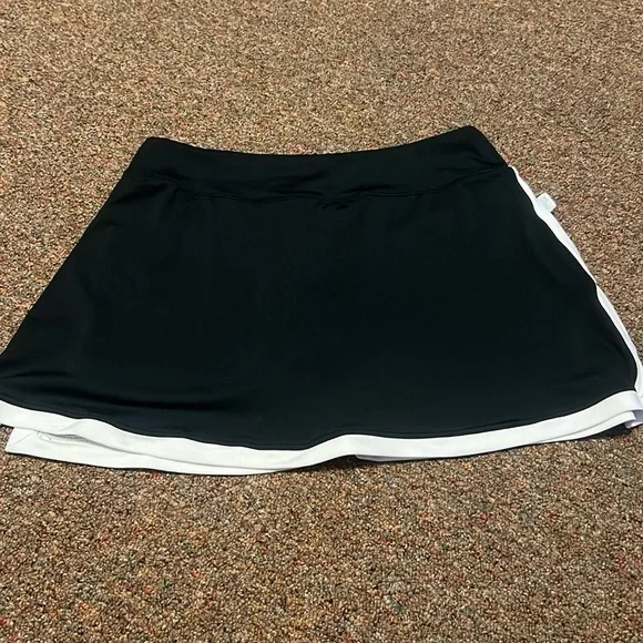 Nike Drifit Black Skort w White Accents Size Small - Picture 3 of 6
